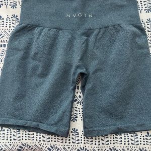 NVGTN contour shorts